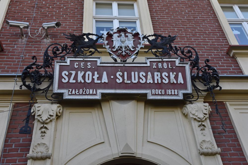 Zdjęcie warsztatu ślusarskiego z 1960 roku